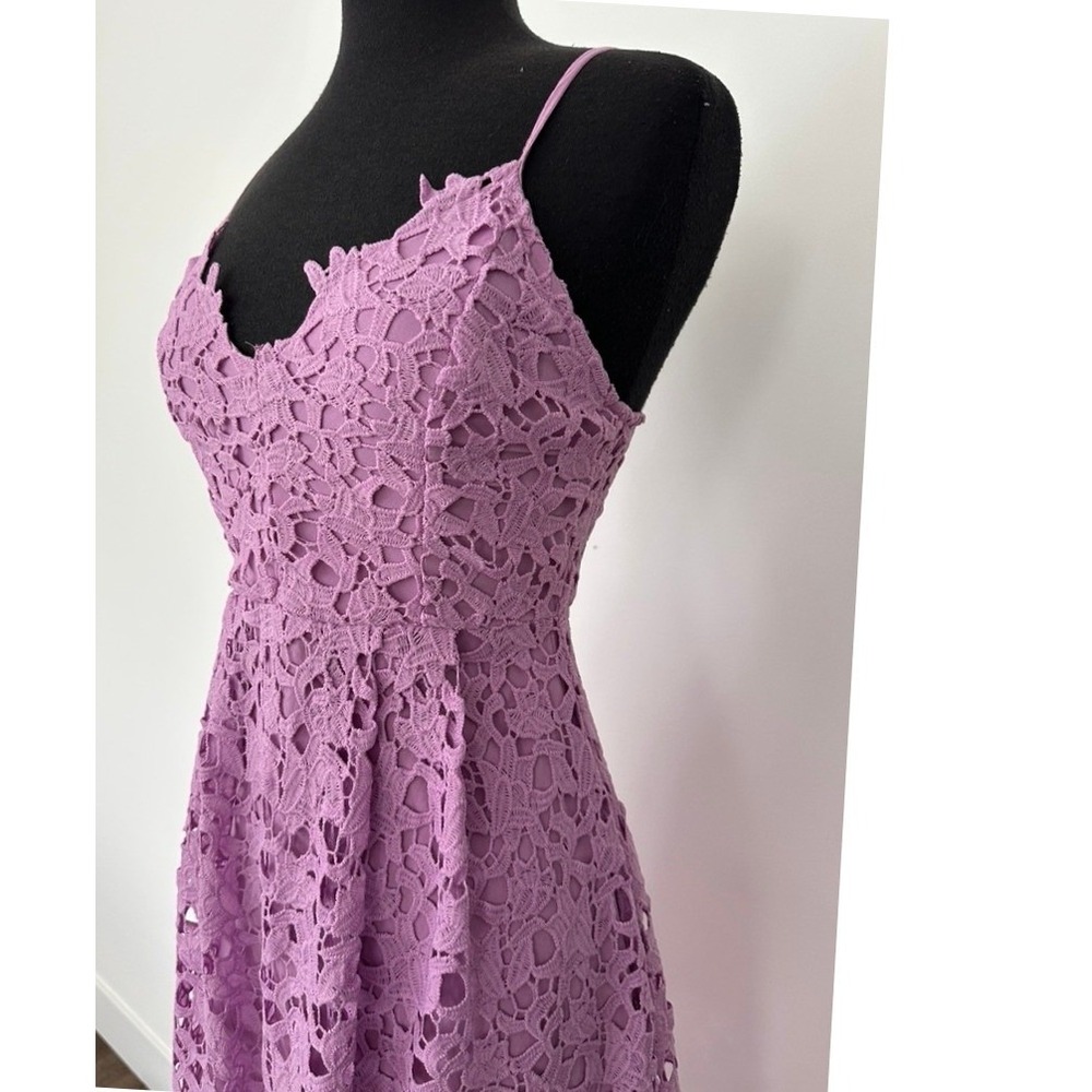 ASTR Midi Dress M Lavender Purple Pastel Lace Romantic Prom Party Wedding Guest - Picture 4 of 12